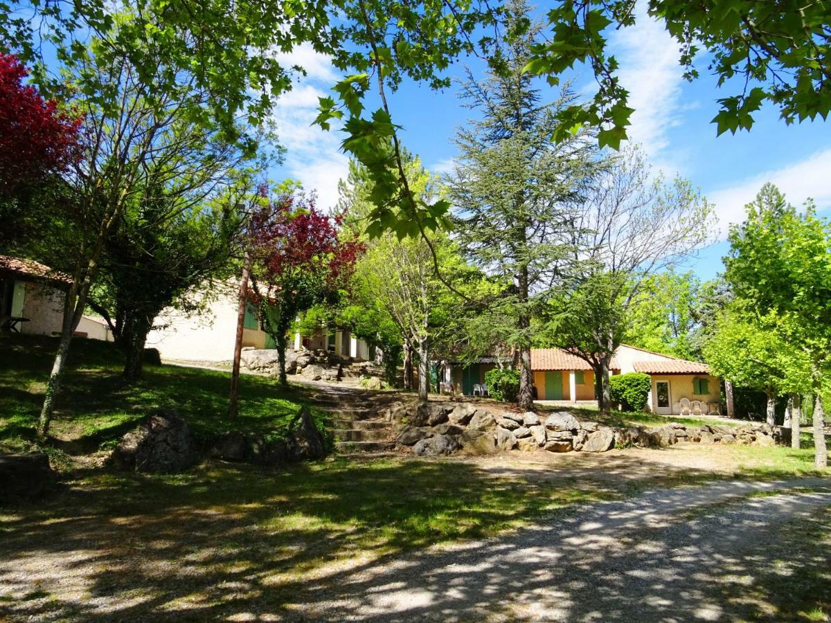 Village Vacances Les Bories Niozelles 外观 照片
