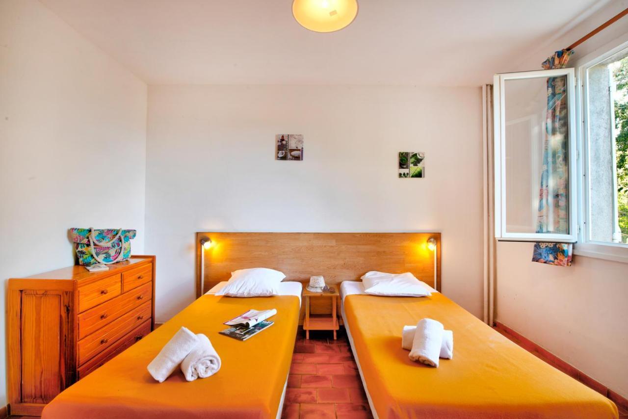 Village Vacances Les Bories Niozelles 外观 照片